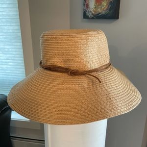 Aritzia Azure Skies Sun Hat